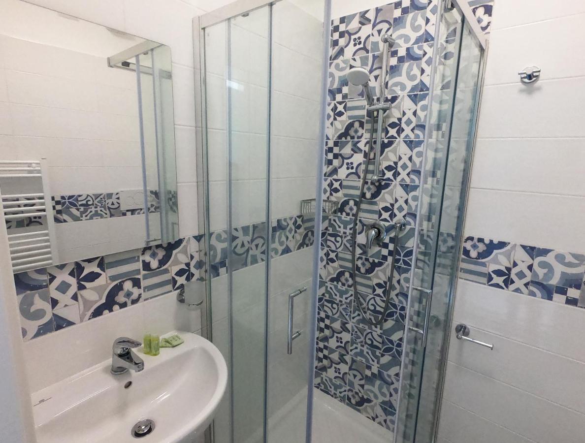 Hotel Aurora Varazze Esterno foto
