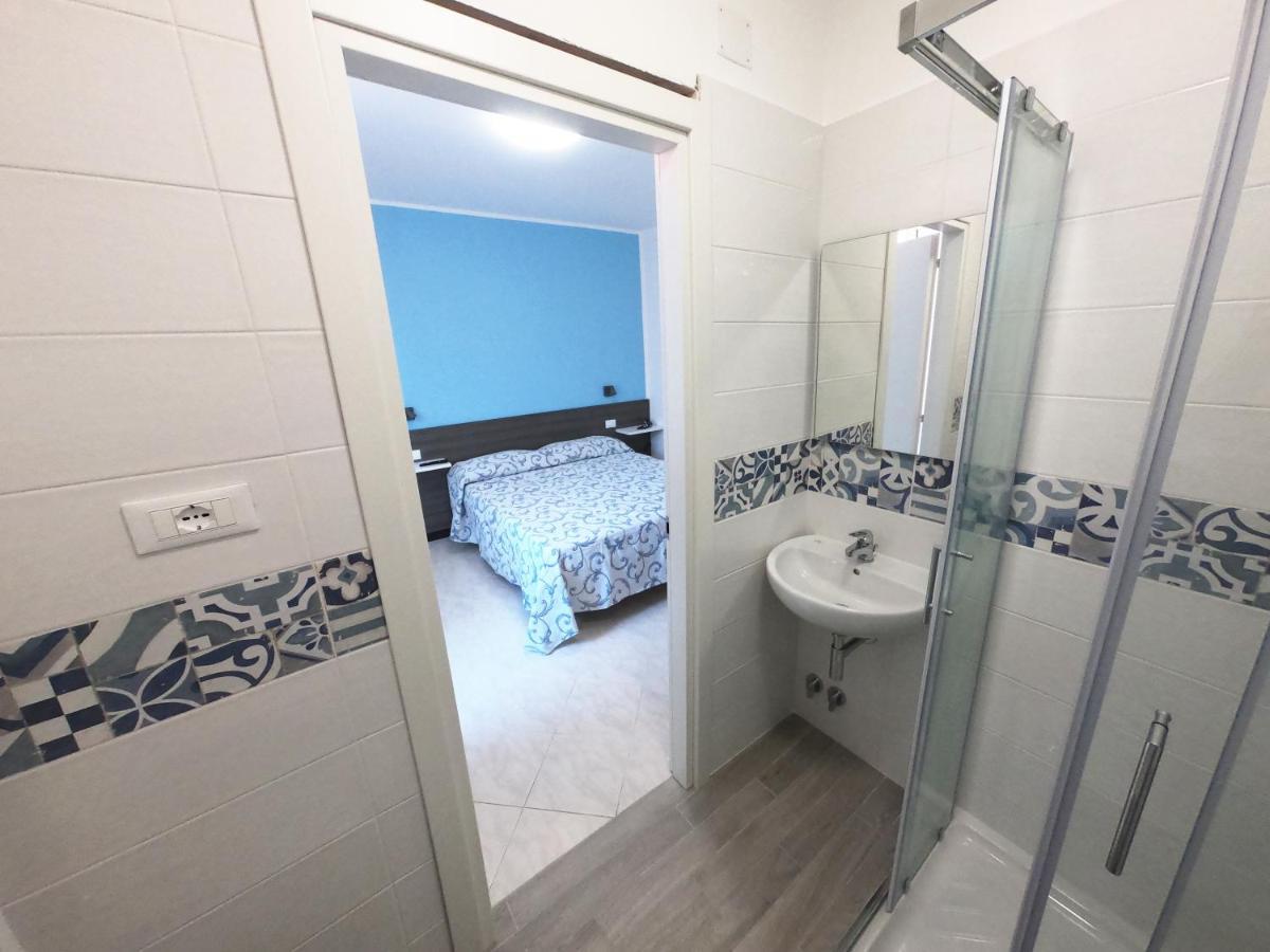 Hotel Aurora Varazze Esterno foto