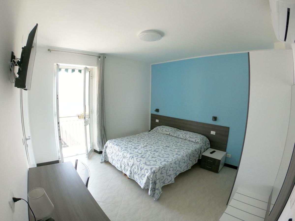Hotel Aurora Varazze Esterno foto
