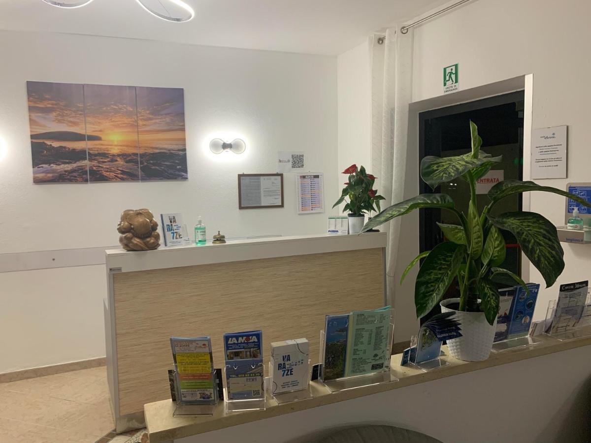 Hotel Aurora Varazze Esterno foto