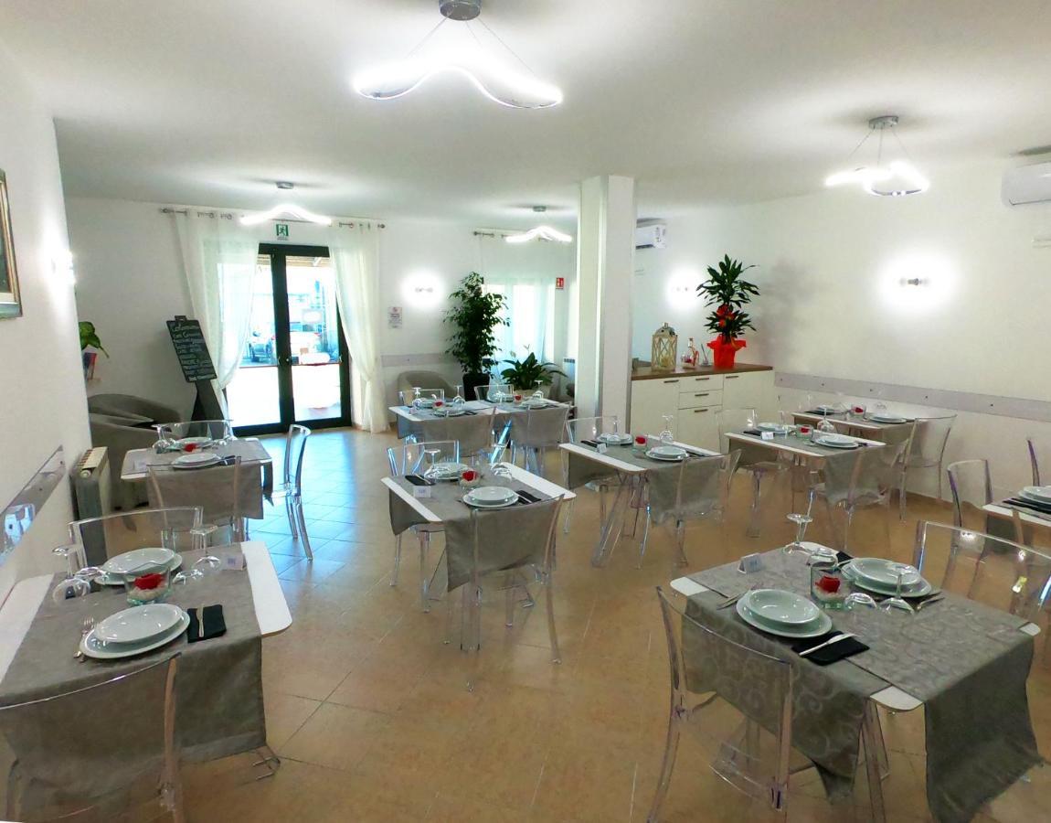 Hotel Aurora Varazze Esterno foto