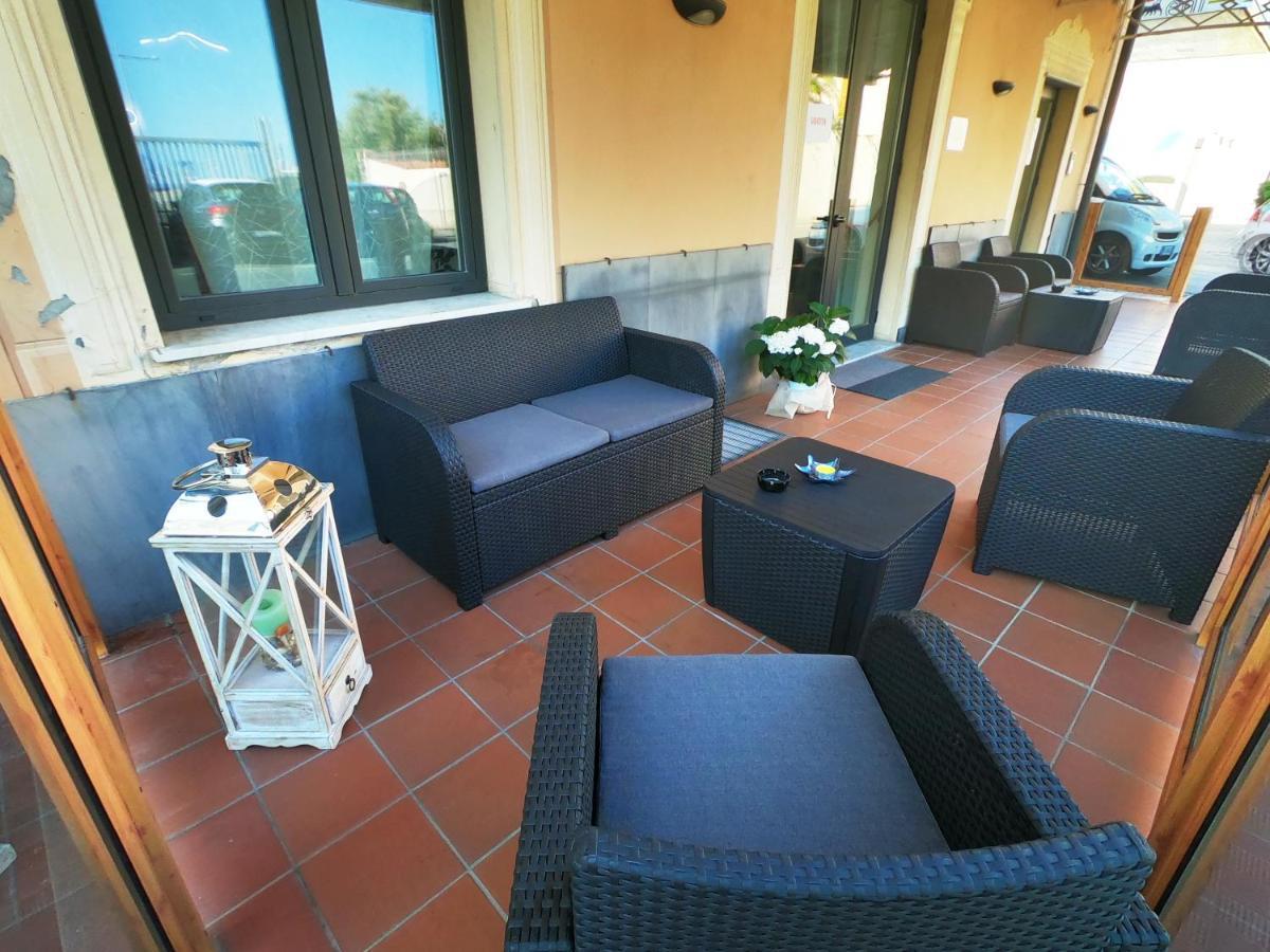 Hotel Aurora Varazze Esterno foto