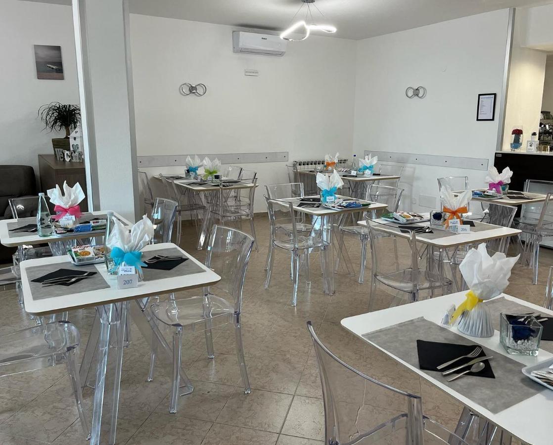 Hotel Aurora Varazze Esterno foto